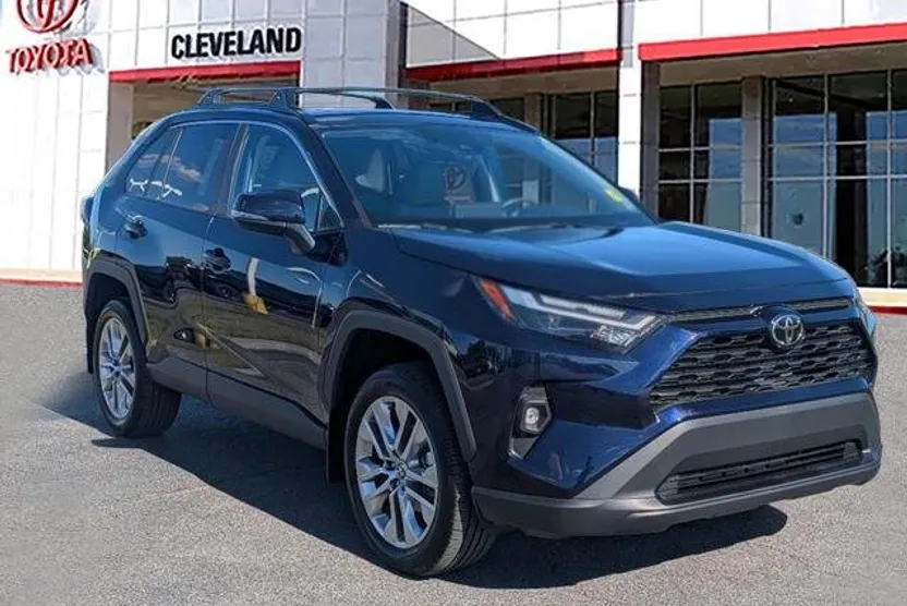 2025 Toyota RAV4 XLE Premium photo 1