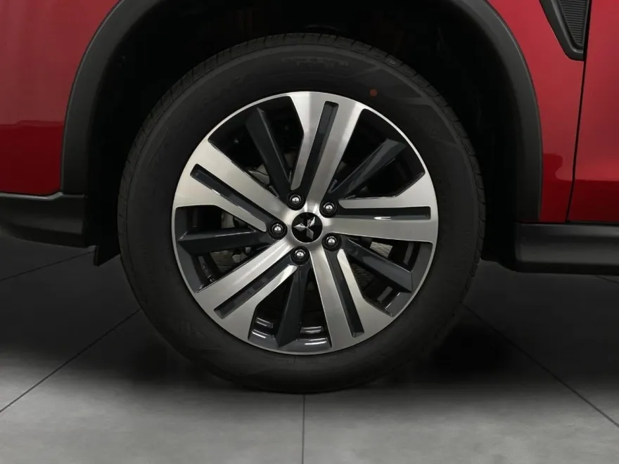2024 Mitsubishi Outlander Sport ES photo 1