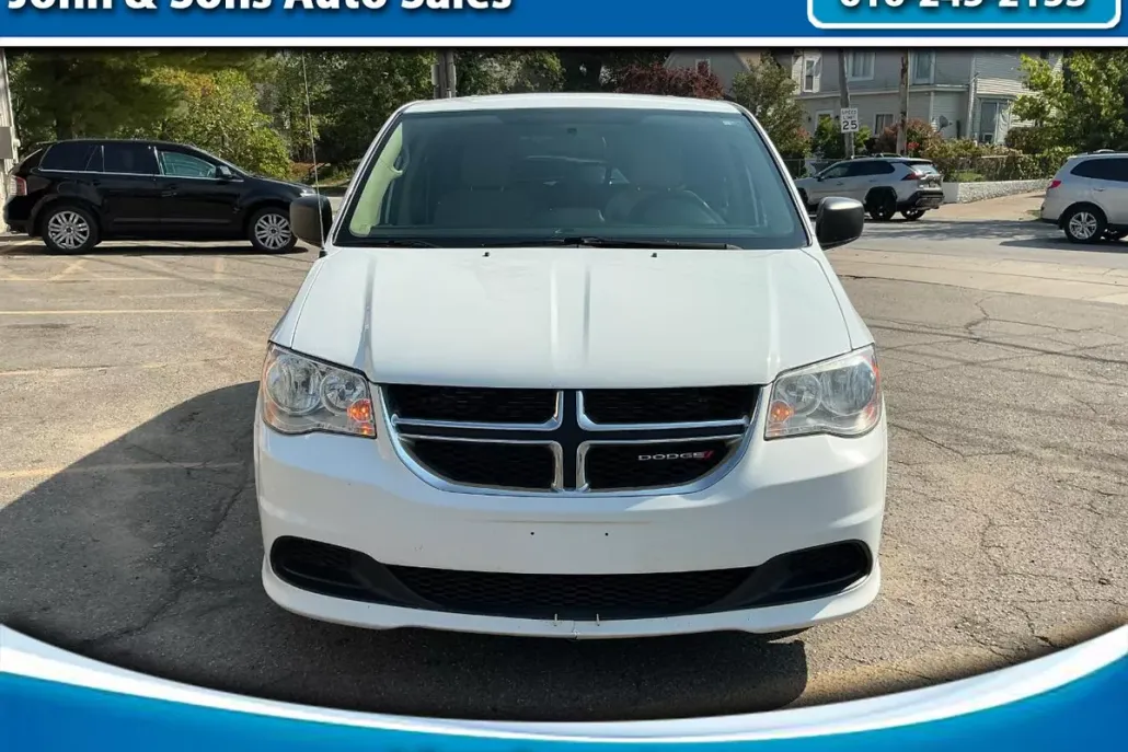 2016 Dodge Grand Caravan SE photo 1