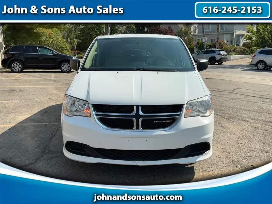 2016 Dodge Grand Caravan SE photo 1