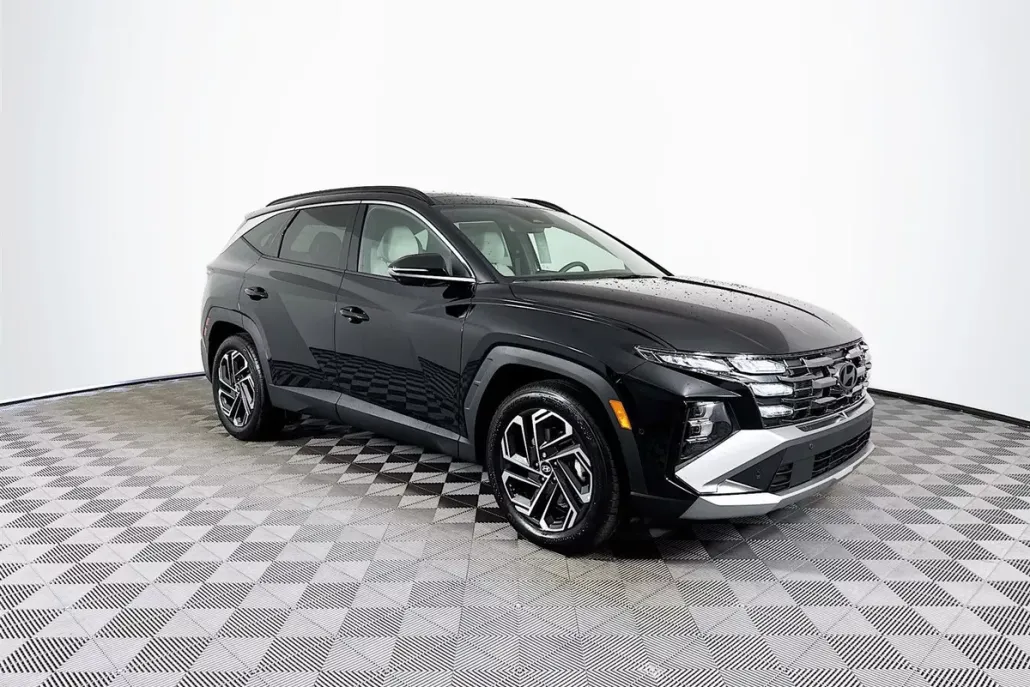 2025 Hyundai Tucson Limited photo 1