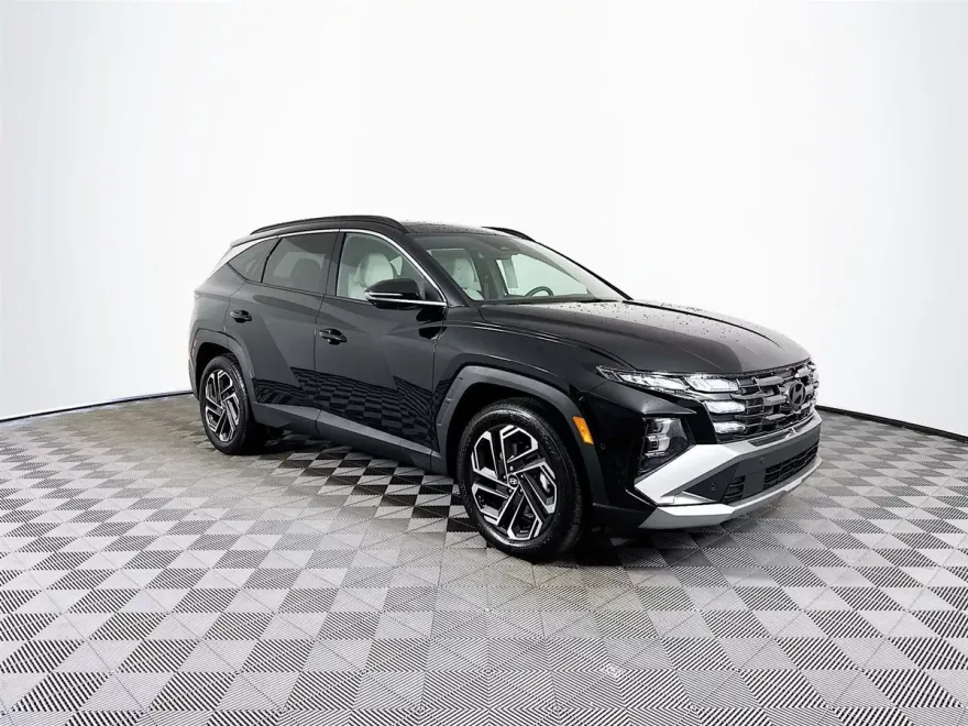 2025 Hyundai Tucson Limited photo 1
