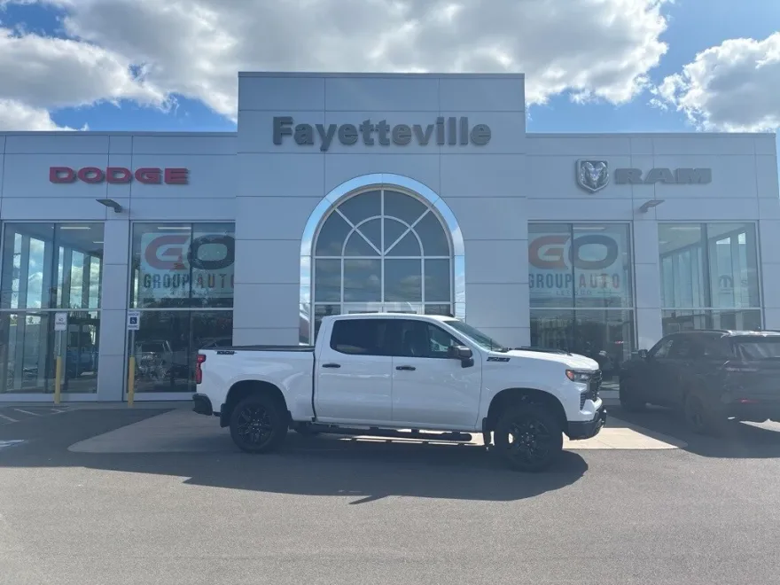2025 Chevrolet Silverado 1500 LT Trail Boss photo 1