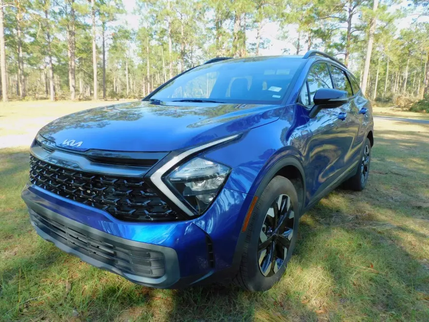 2023 Kia Sportage X-Line photo 1