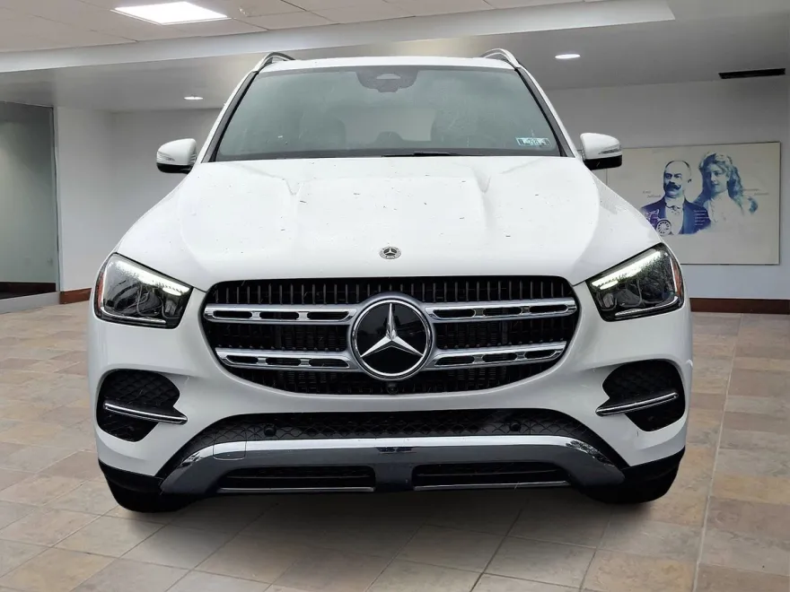 2025 Mercedes Benz GLE 450 4MATIC photo 1