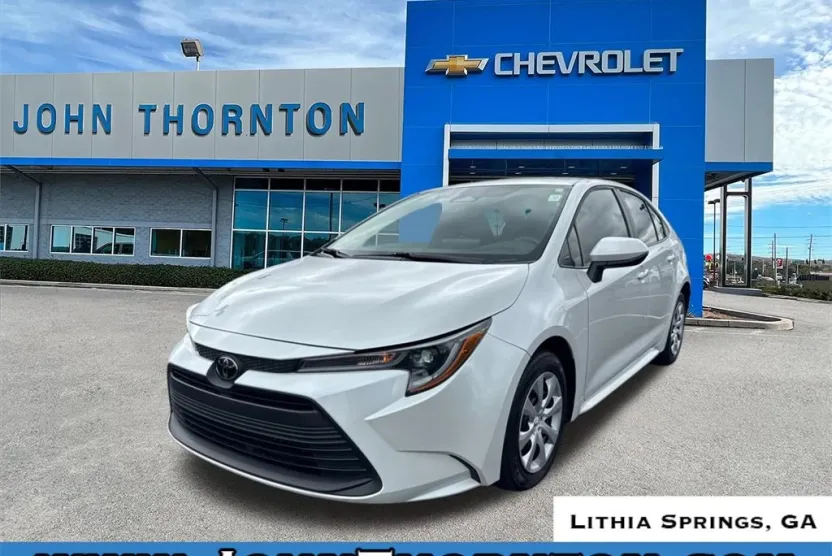 2023 Toyota Corolla LE photo 1