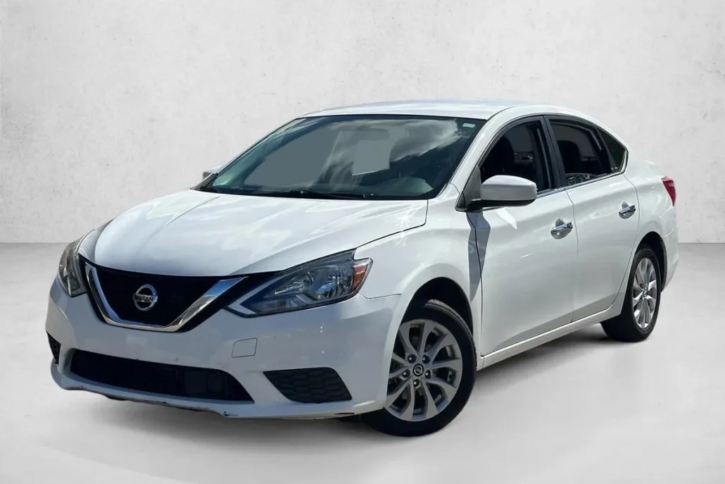 2019 Nissan Sentra SV photo 1