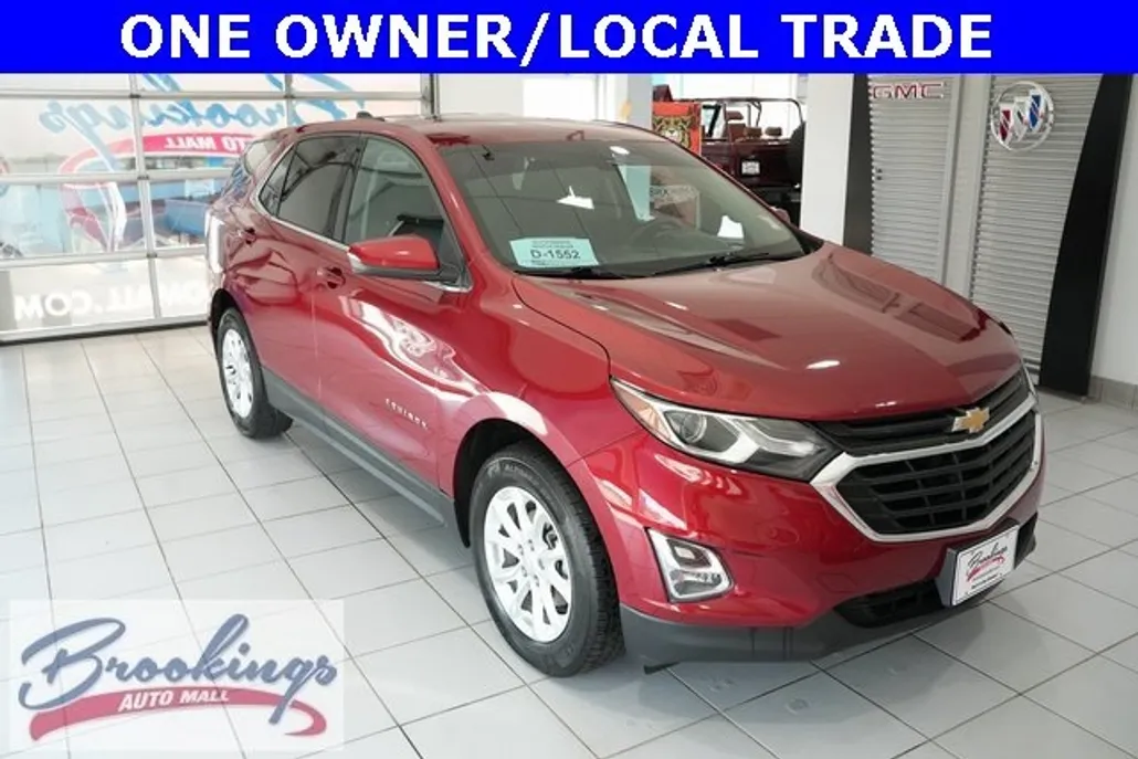 2018 Chevrolet Equinox LT photo 1