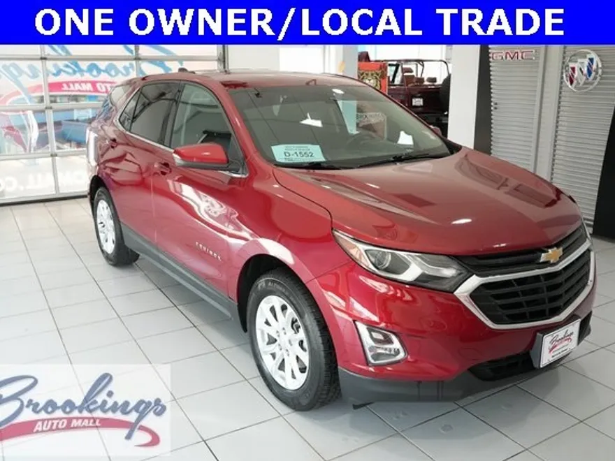 2018 Chevrolet Equinox LT photo 1