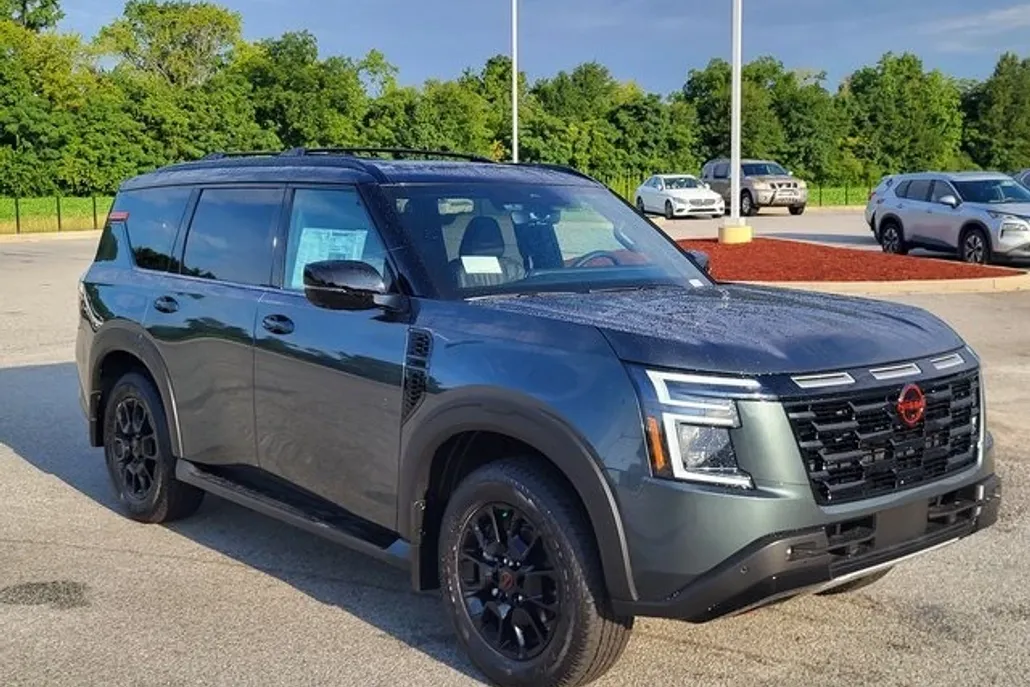2025 Nissan Armada photo 1