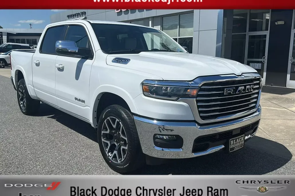 2025 Ram 1500 Laramie photo 1