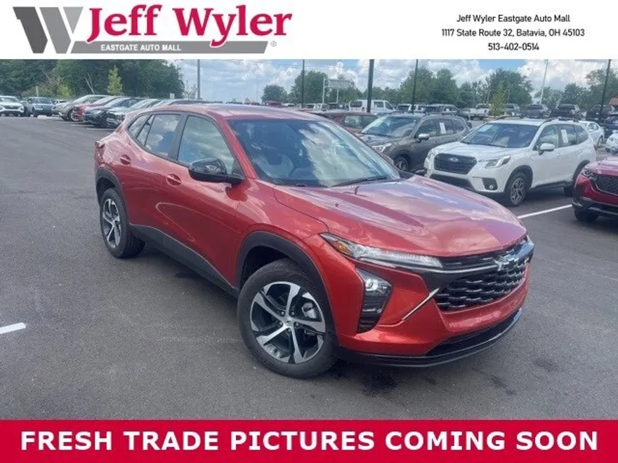 2024 Chevrolet Trax photo 1