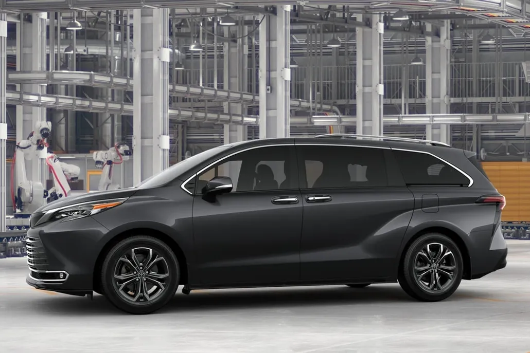 2025 Toyota Sienna Platinum photo 1