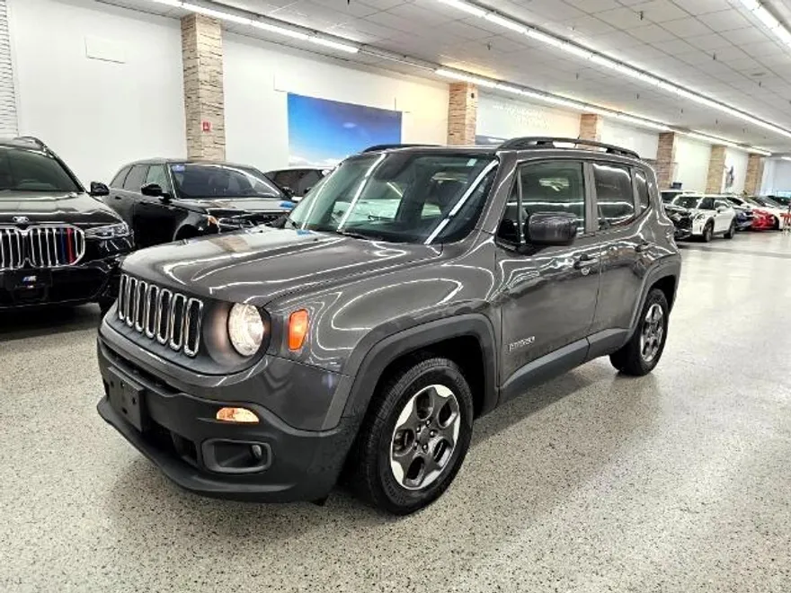 2016 Jeep Renegade Latitude photo 1