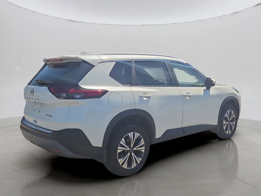 2023 Nissan Rogue AWD SV photo 1