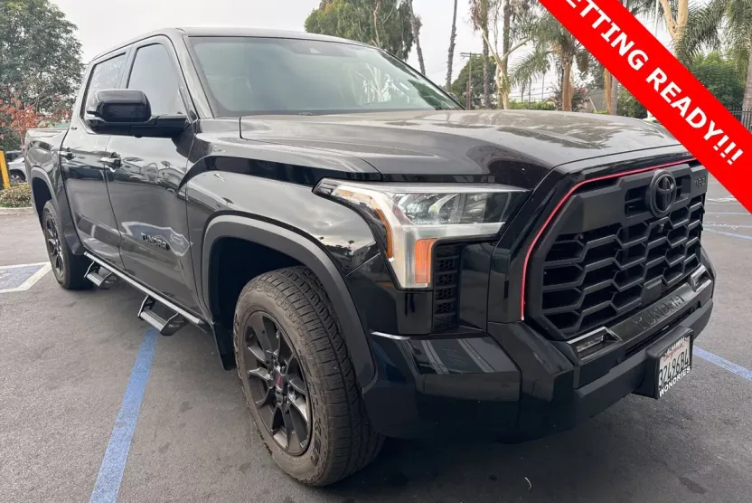 2024 Toyota Tundra Limited photo 1