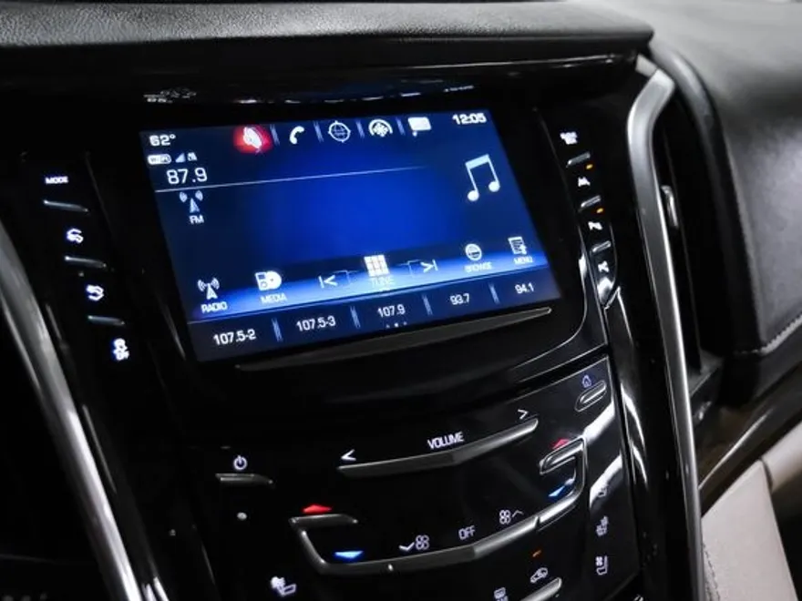 2019 Cadillac Escalade ESV Luxury photo 36