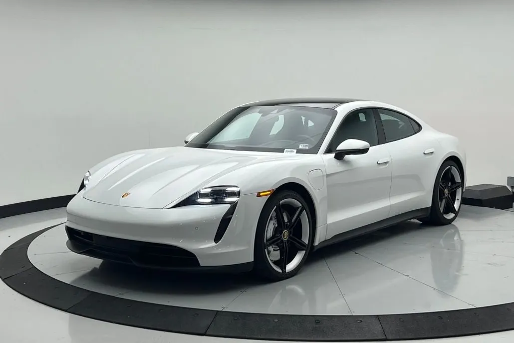 2023 Porsche Taycan Base photo 1