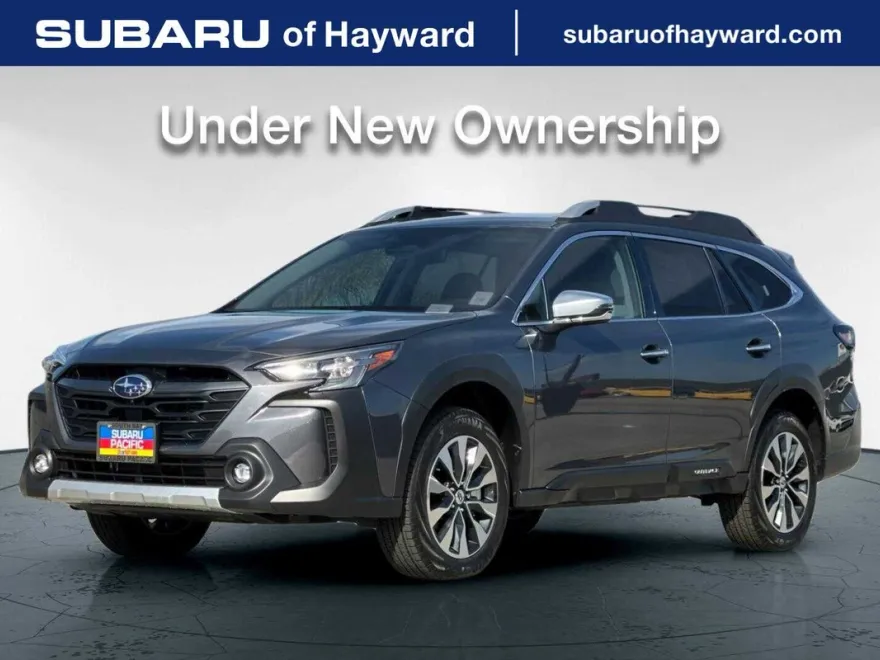 2025 Subaru Outback Touring XT photo 1