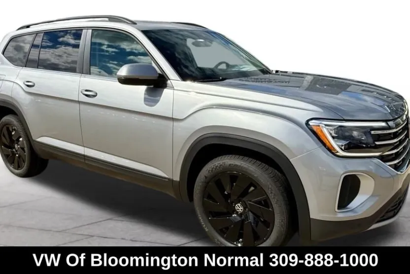 2025 Volkswagen Atlas SE photo 1