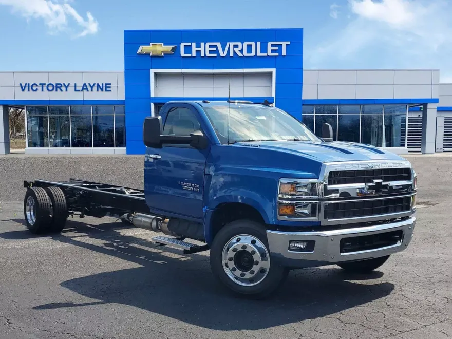 2024 Chevrolet Silverado 6500HD Work Truck photo 1