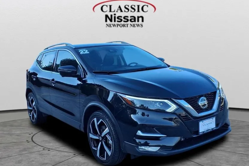 2022 Nissan Rogue Sport SL photo 1