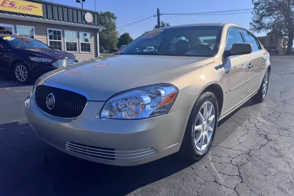 2008 Buick Lucerne CXL photo 1