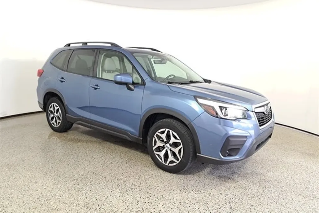 2020 Subaru Forester Premium photo 1