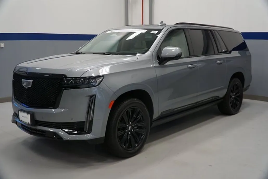 2023 Cadillac Escalade ESV Sport Platinum photo 1