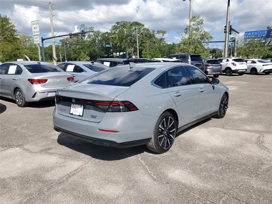 2025 Honda Accord Hybrid Touring photo 1