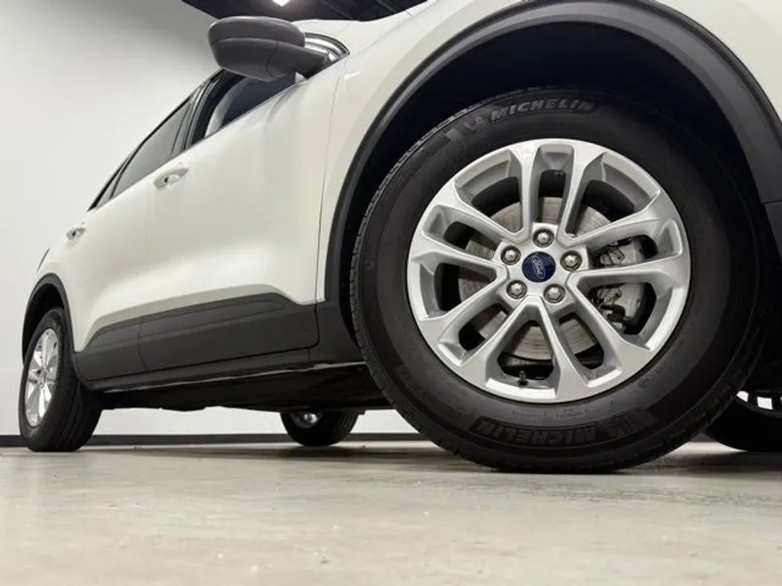 2022 Ford Escape SE photo 1