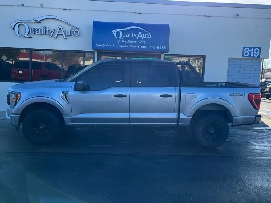 2023 Ford F-150 XLT photo 1