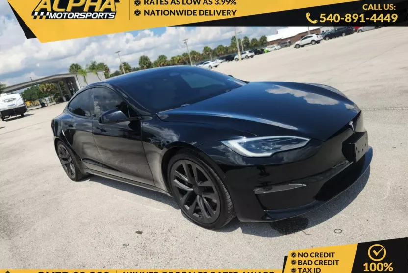 2022 Tesla Model S Plaid photo 1