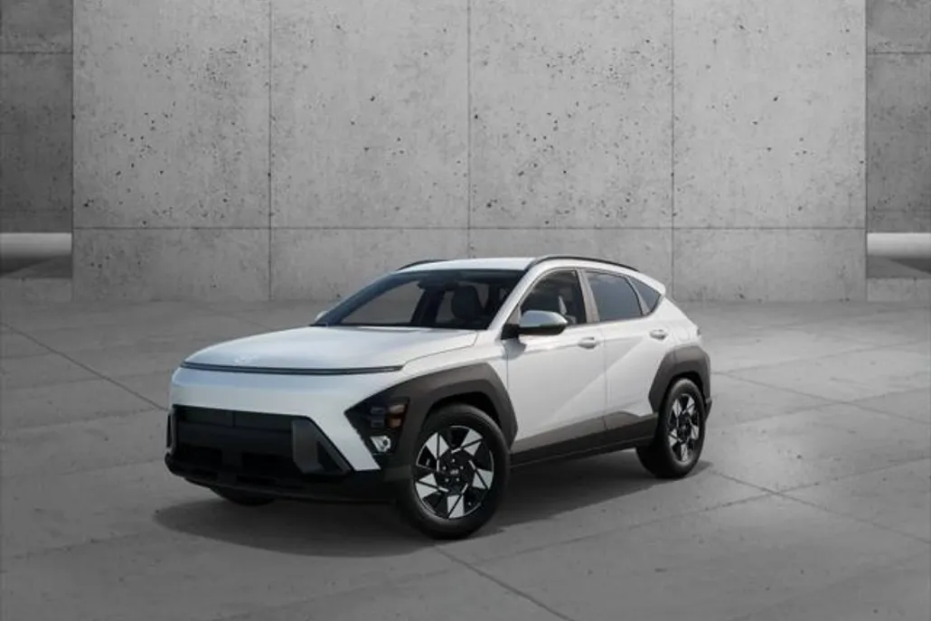 2025 Hyundai Kona SEL photo 1
