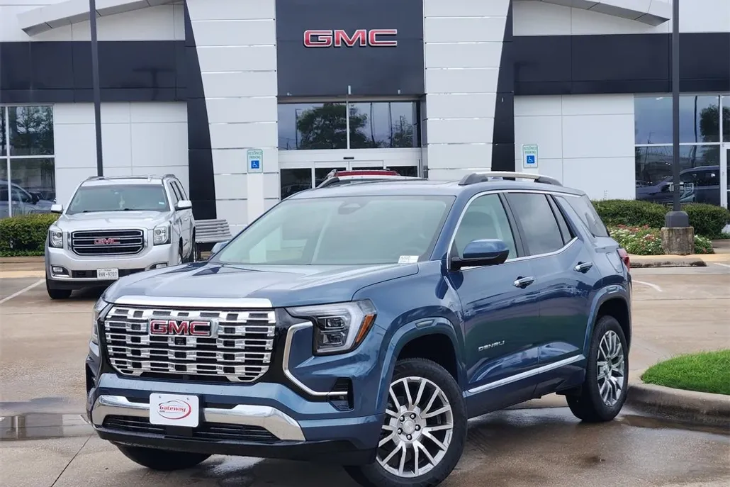 2026 Gmc Terrain Denali photo 1