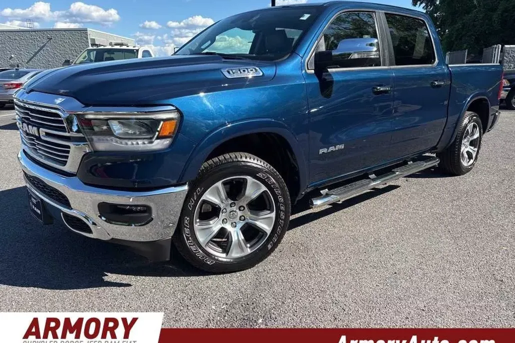 2022 Ram 1500 Laramie photo 1