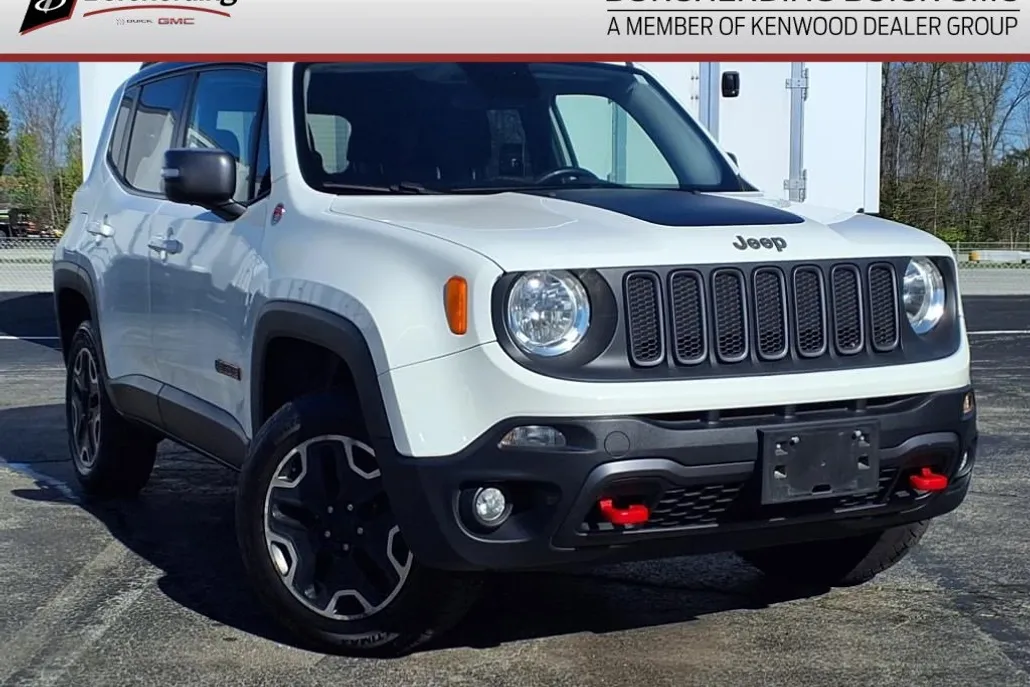 2016 Jeep Renegade Trailhawk photo 1