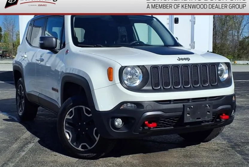 2016 Jeep Renegade Trailhawk photo 1