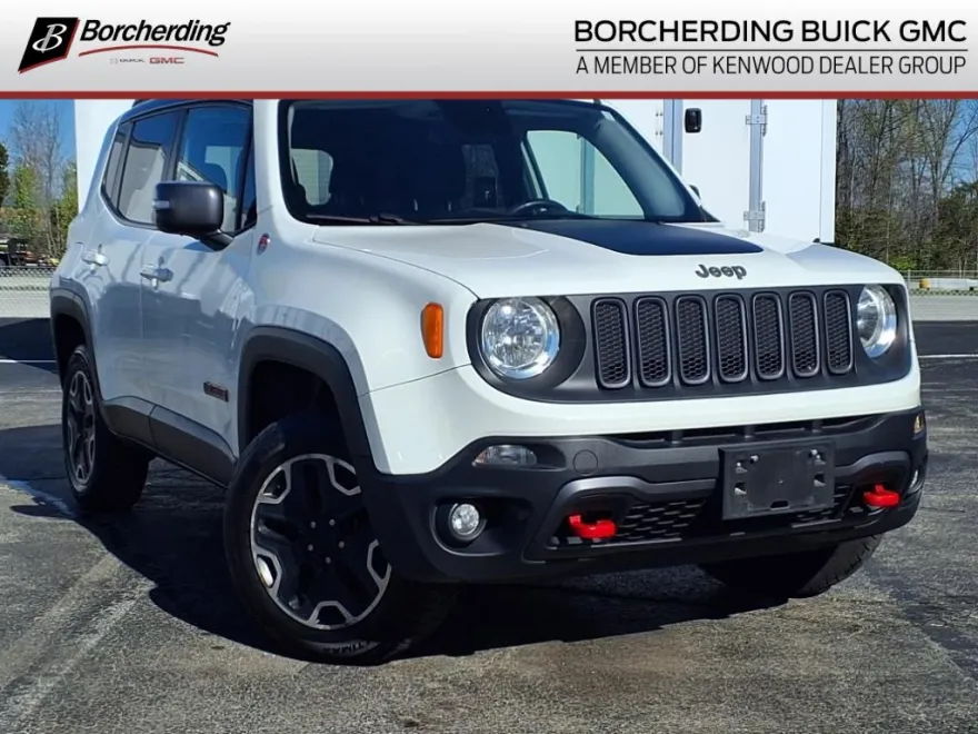 2016 Jeep Renegade Trailhawk photo 1