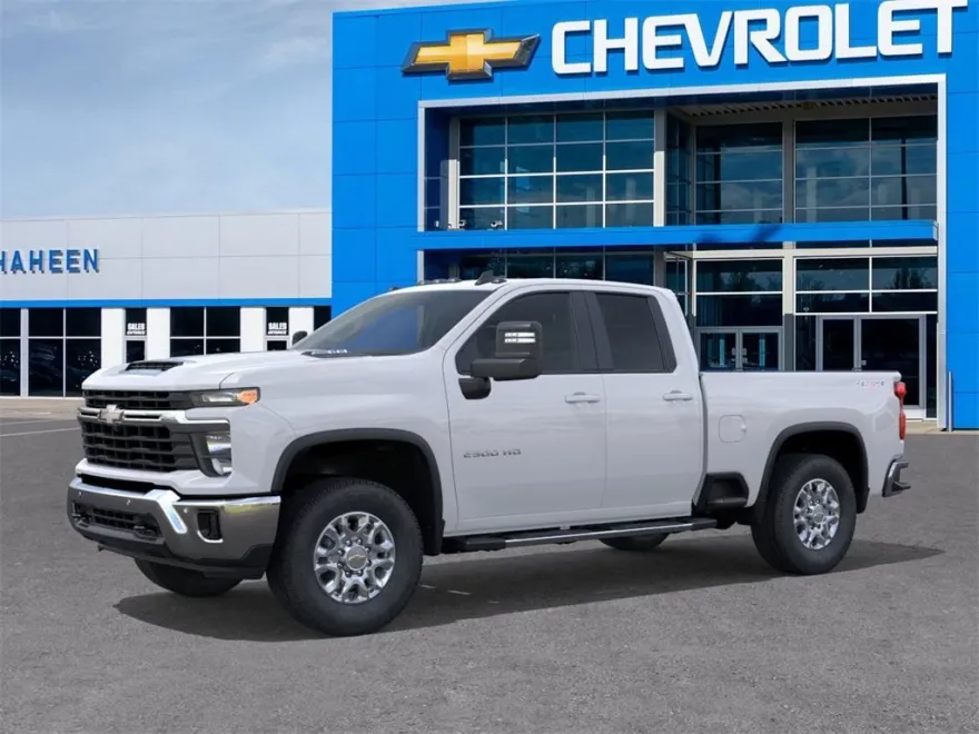 2026 Chevrolet Silverado 2500HD LT photo 1