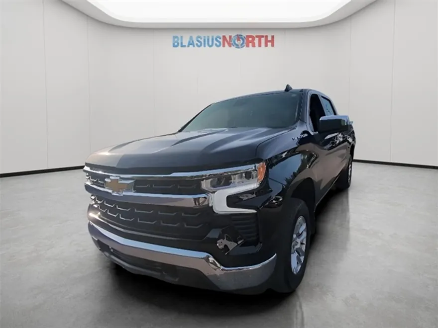 2022 Chevrolet Silverado 1500 LT photo 1