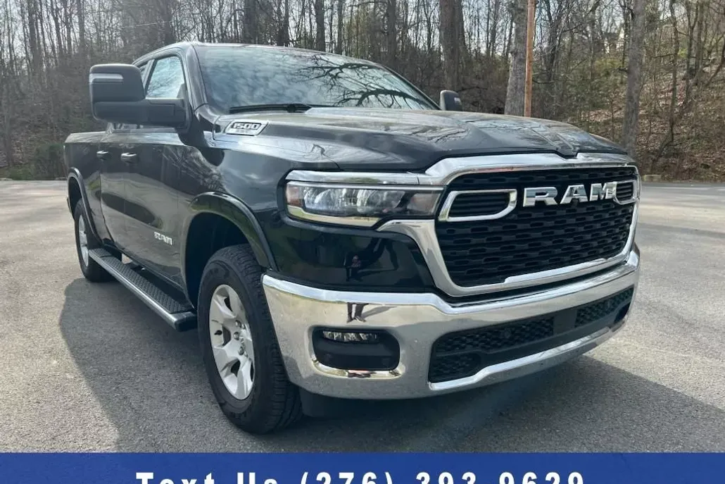 2025 Ram 1500 Big Horn photo 1