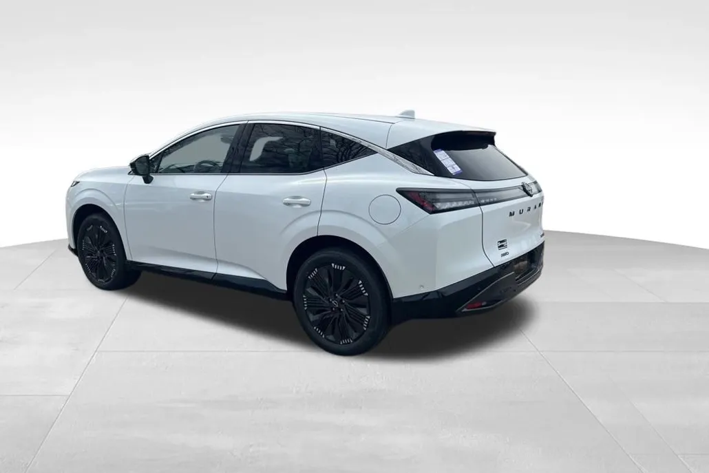 2025 Nissan Murano Platinum photo 1