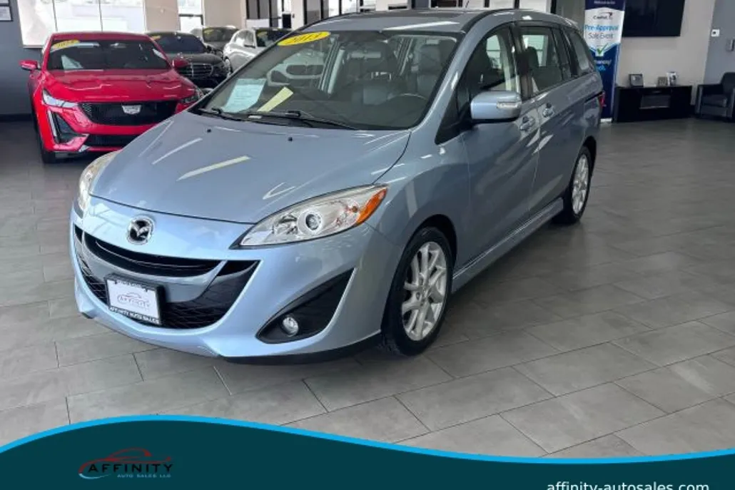 2013 Mazda Mazda5 Grand Touring photo 1