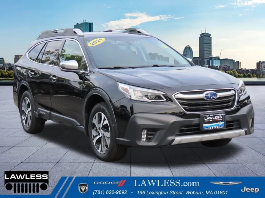 2021 Subaru Outback Touring photo 1