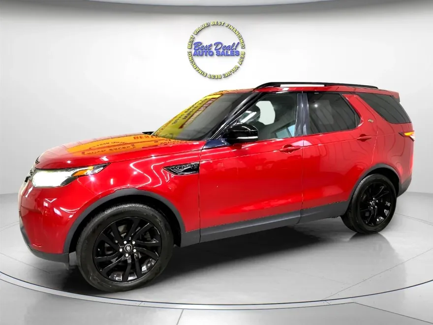 2017 Land Rover Discovery SE photo 1