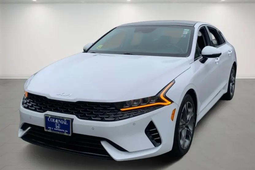 2023 Kia K5 EX photo 1