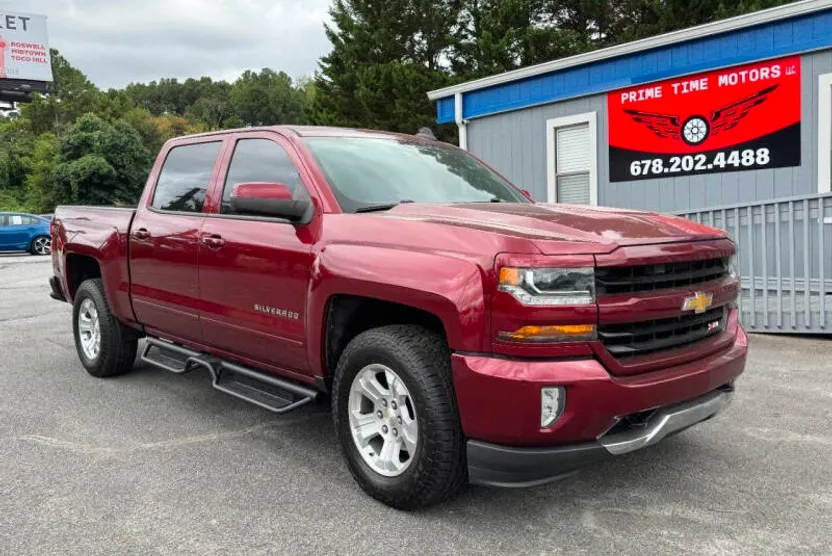2017 Chevrolet Silverado 1500 LT Z71 photo 1