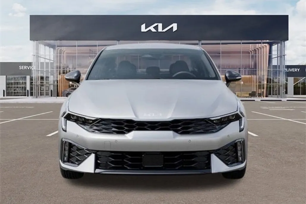 2026 Kia K5 GT-Line photo 1