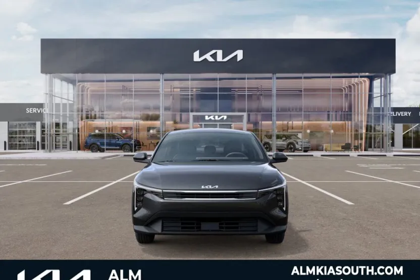 2025 Kia K4 LX photo 1